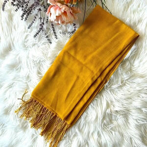 Gorgeous Yellow Scarf